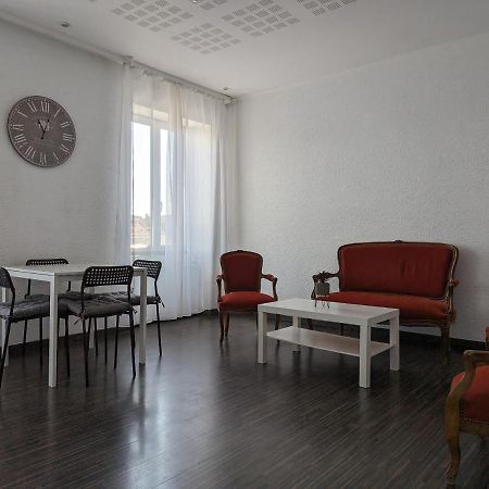 Le Thannois - Appartement 2 Chambres, Salon, Cuisine Equipee, Parking Et Wifi Gratuit Мюлуз Екстер'єр фото