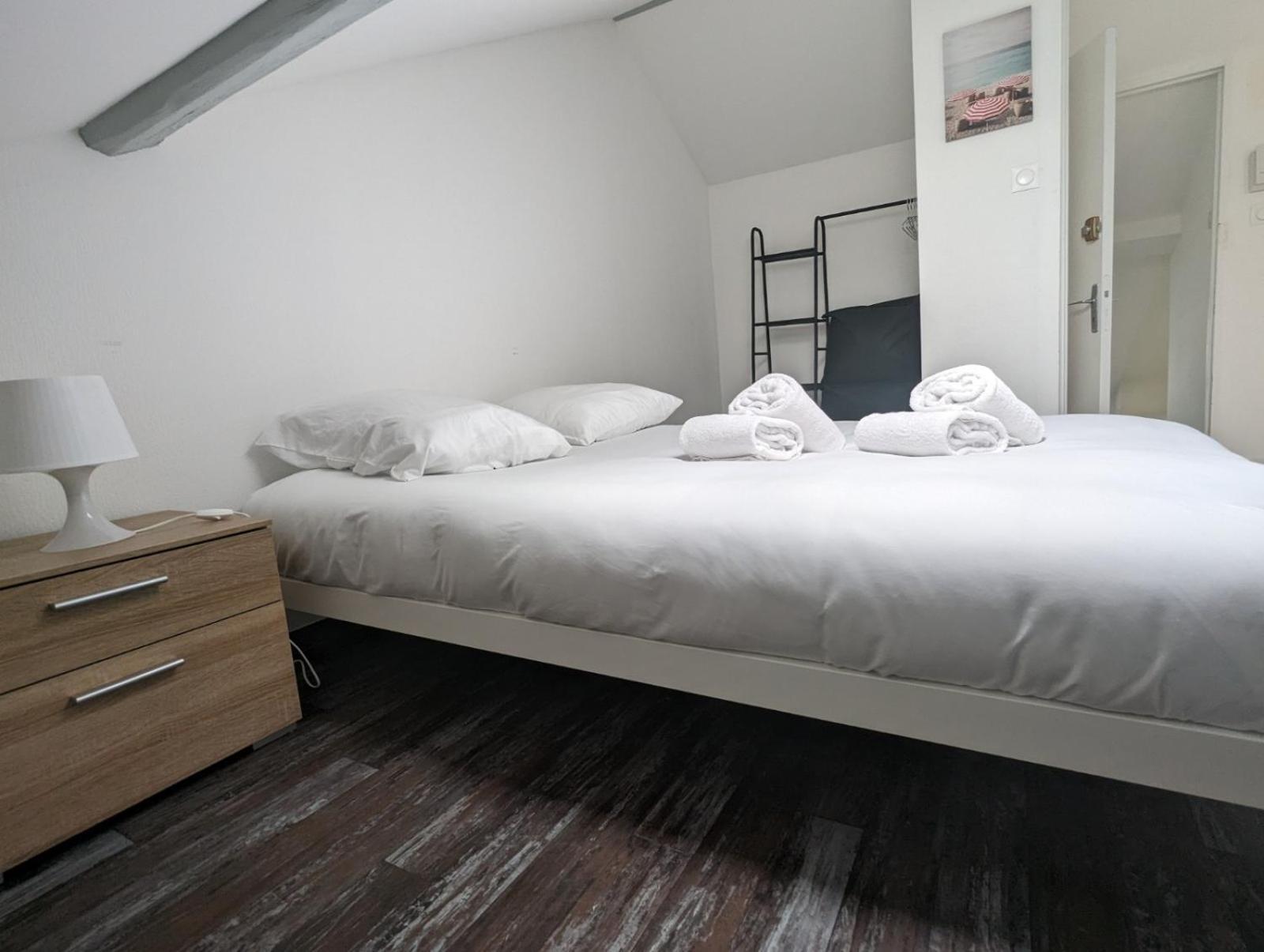 Le Thannois - Appartement 2 Chambres, Salon, Cuisine Equipee, Parking Et Wifi Gratuit Мюлуз Екстер'єр фото
